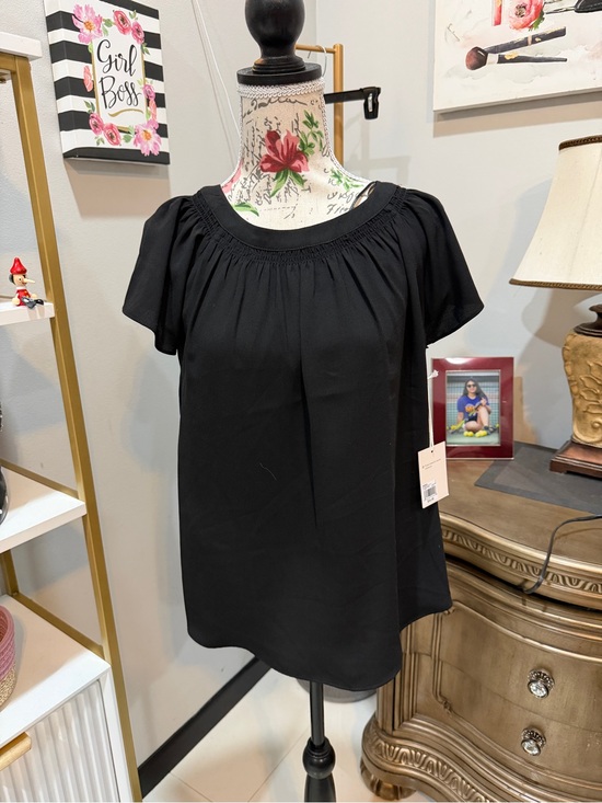 LC Lauren Conrad Tops - LC Lauren Conrad Black Short-Sleeve Smocked-Neck Blouse